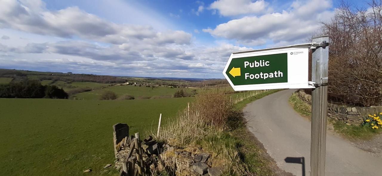 Lane End Cottage Holmfirth - Panoramic Views, Modernised With Offroad Parking Exteriér fotografie