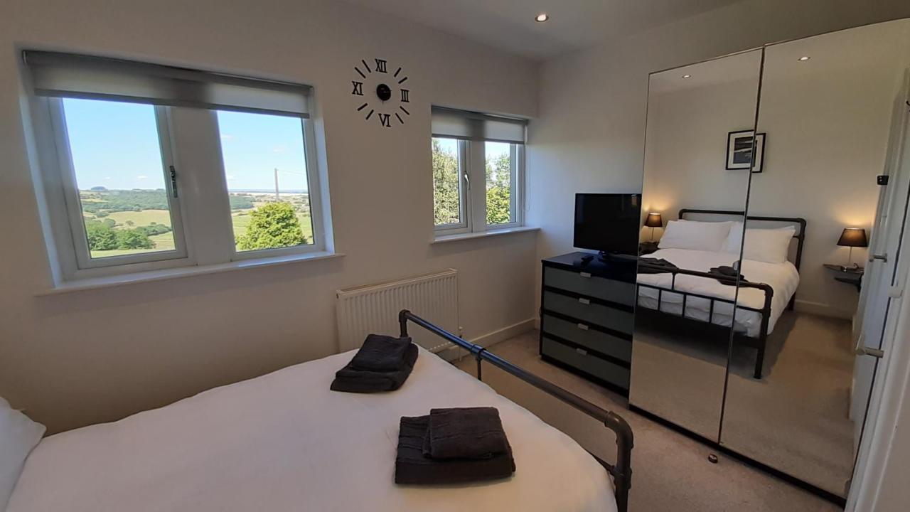 Lane End Cottage Holmfirth - Panoramic Views, Modernised With Offroad Parking Exteriér fotografie