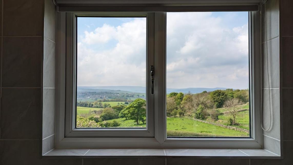 Lane End Cottage Holmfirth - Panoramic Views, Modernised With Offroad Parking Exteriér fotografie