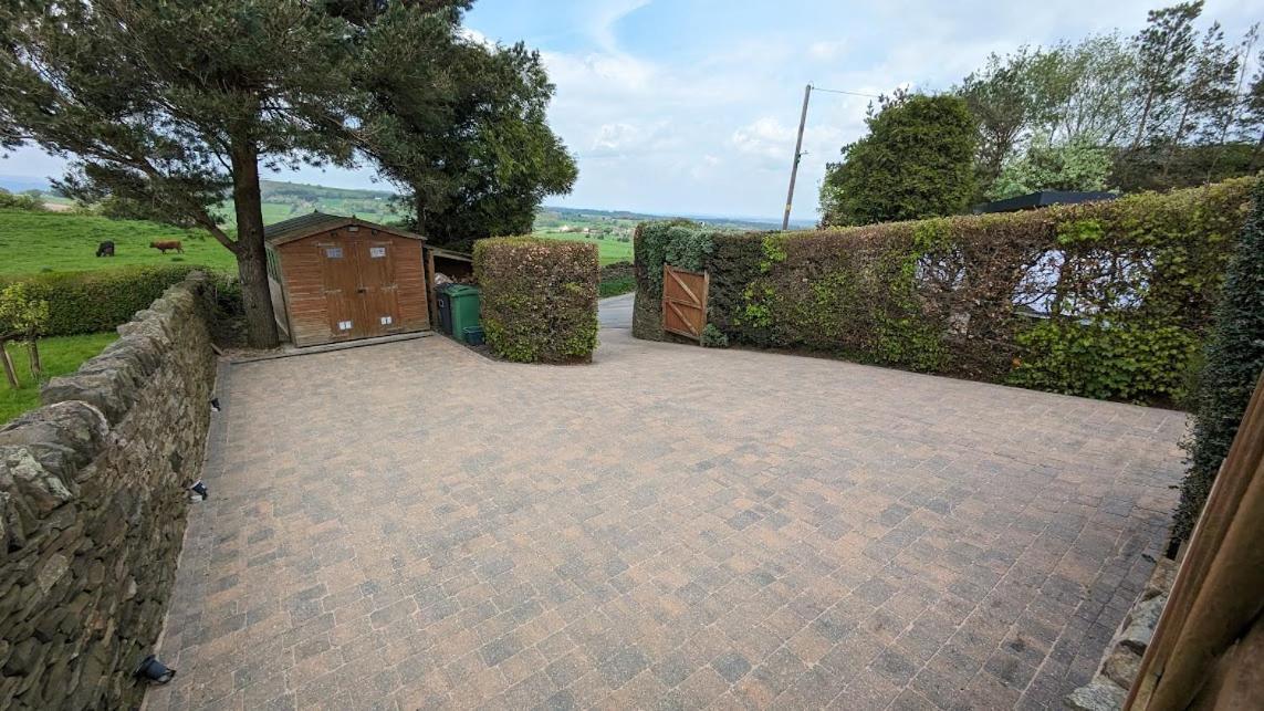 Lane End Cottage Holmfirth - Panoramic Views, Modernised With Offroad Parking Exteriér fotografie