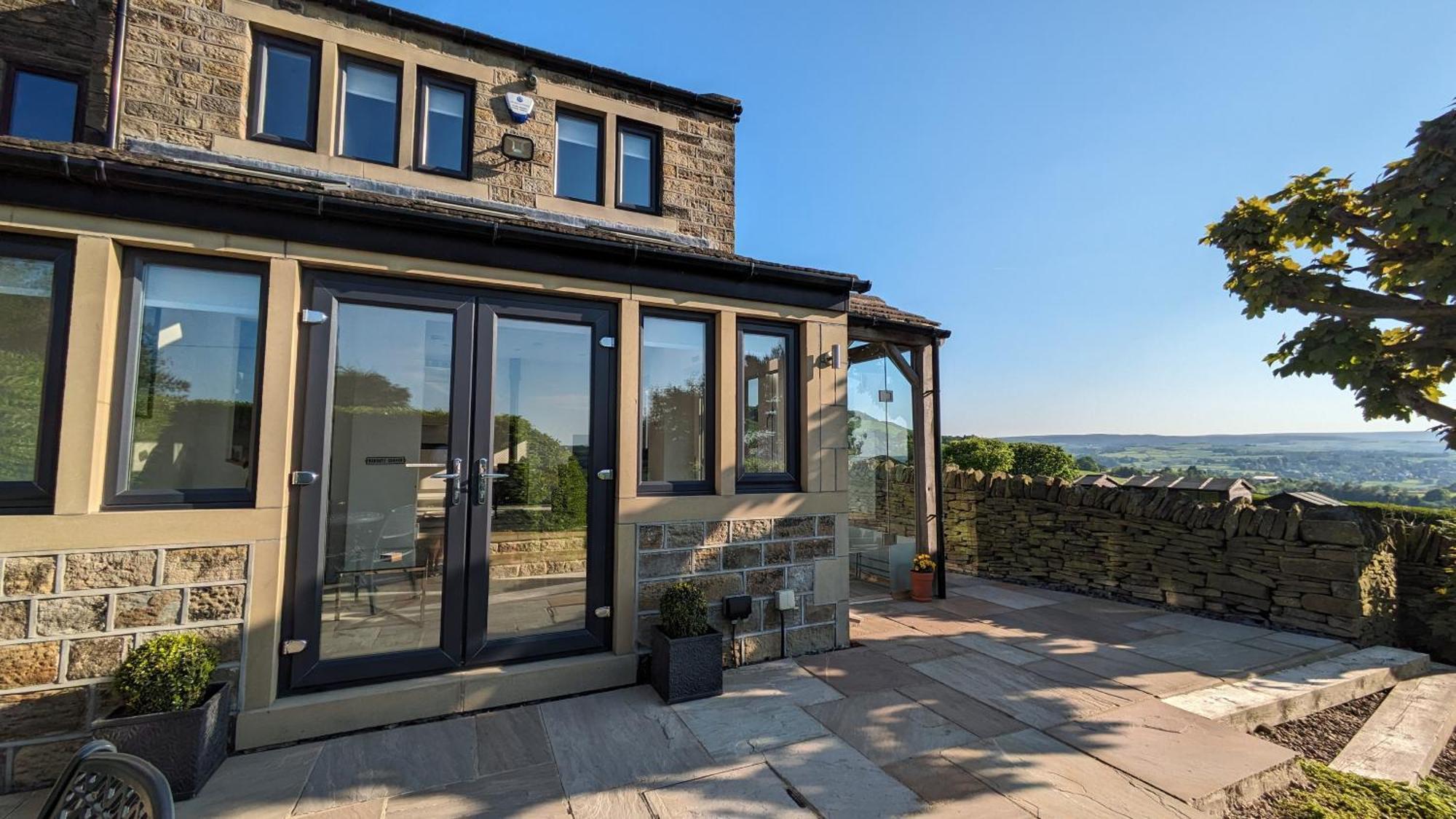 Lane End Cottage Holmfirth - Panoramic Views, Modernised With Offroad Parking Exteriér fotografie
